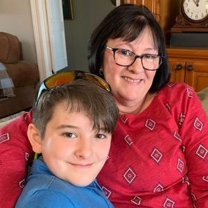 Meet your Posher, Joy